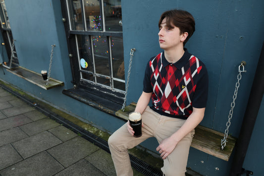 Lyle & Scott Cotton Argyle Short Sleeve Knitted Polo Dark Navy/Red Cherry - RD1 Clothing