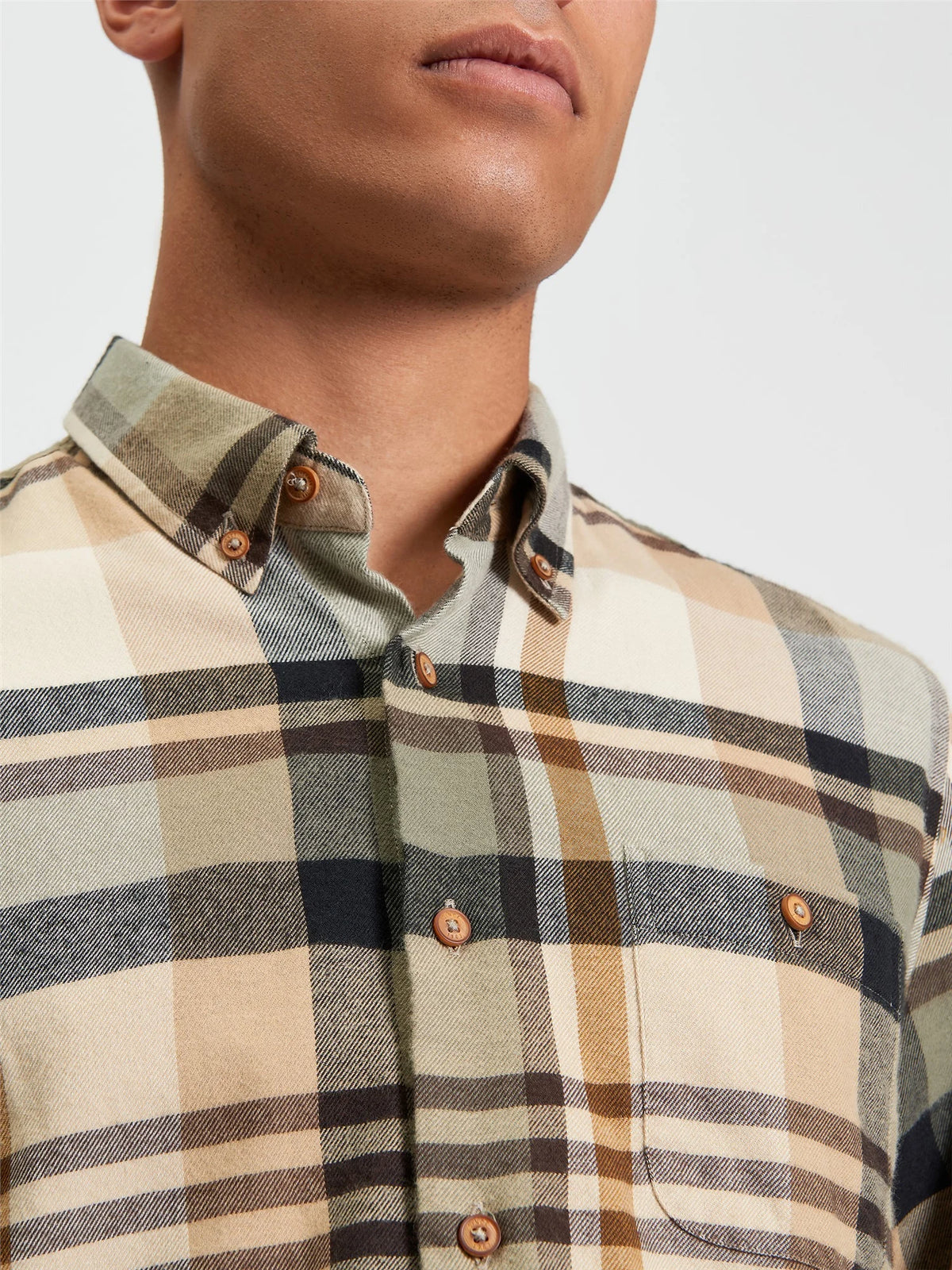 Ben Sherman brushed check shirt in sand, casual men's shirt with plaid pattern, featuring soft brushed fabric and button-up front.