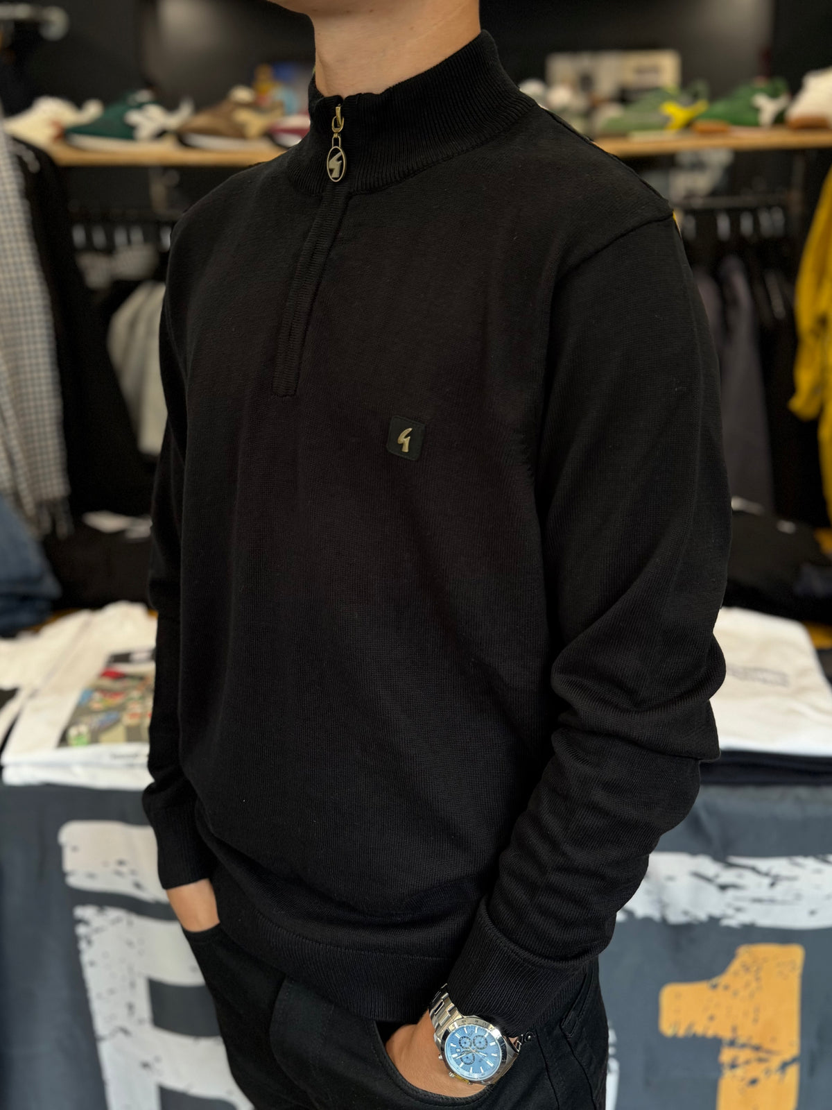 Gabicci Naxton Quarter Zip Jumper Black