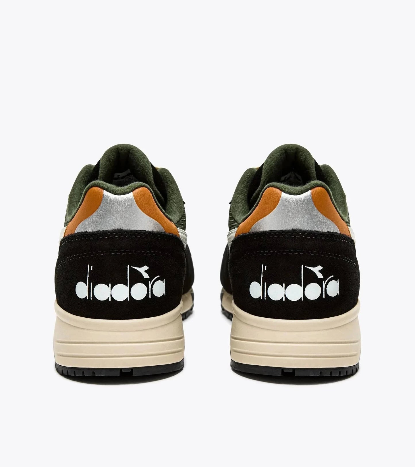 Diadora N902 In Kombu Green/ Black - RD1 Clothing