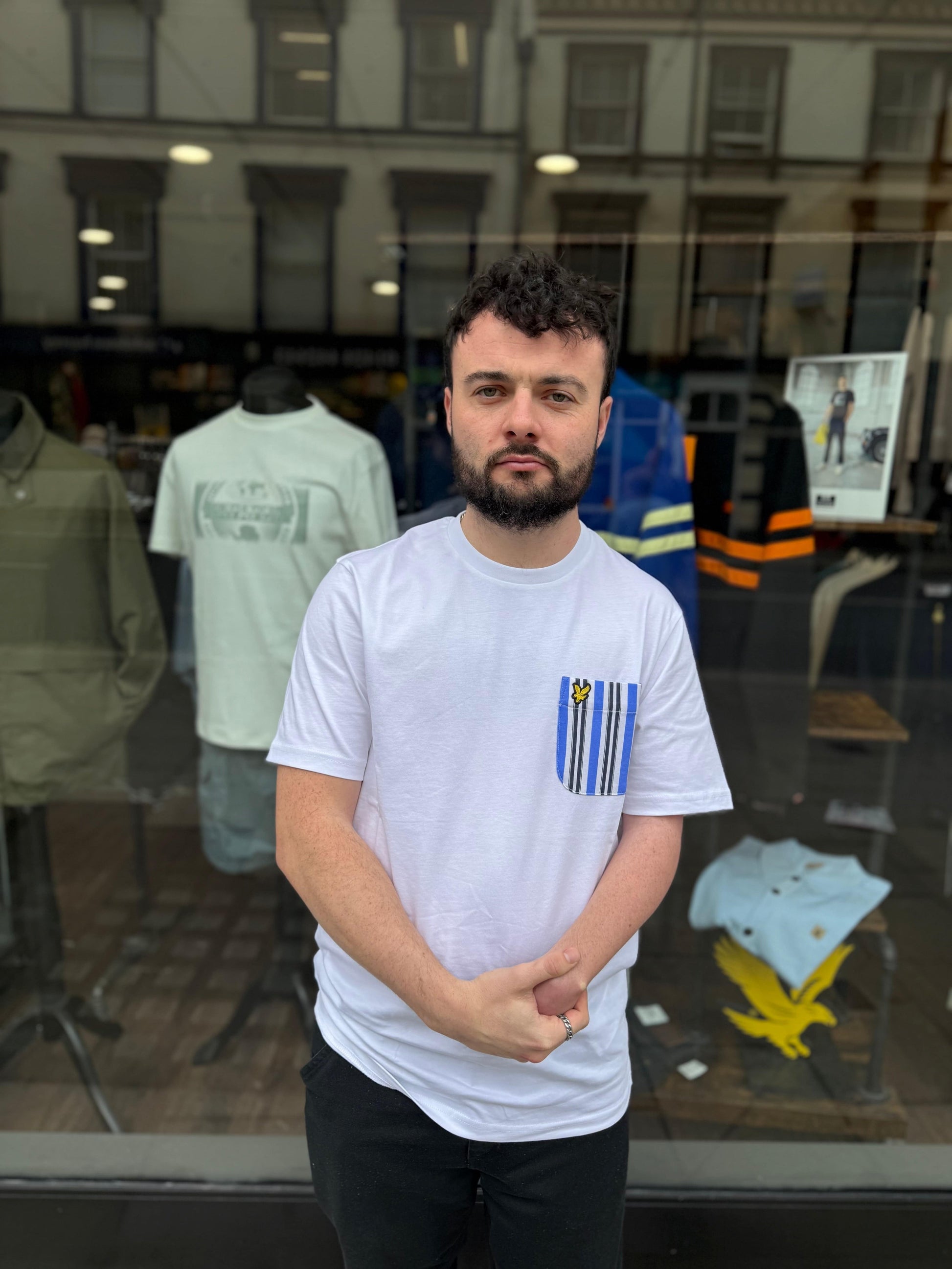 Lyle & Scott Stripe Pocket T-shirt White - RD1 Clothing