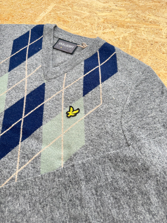 Lyle & Scott Argyle V-neck Jumper Grey/Bright Navy - RD1 Clothing