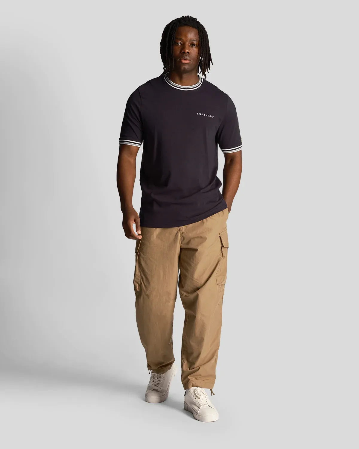 Lyle & Scott Embroidered Tipped T-Shirt In Dark Navy - RD1 Clothing