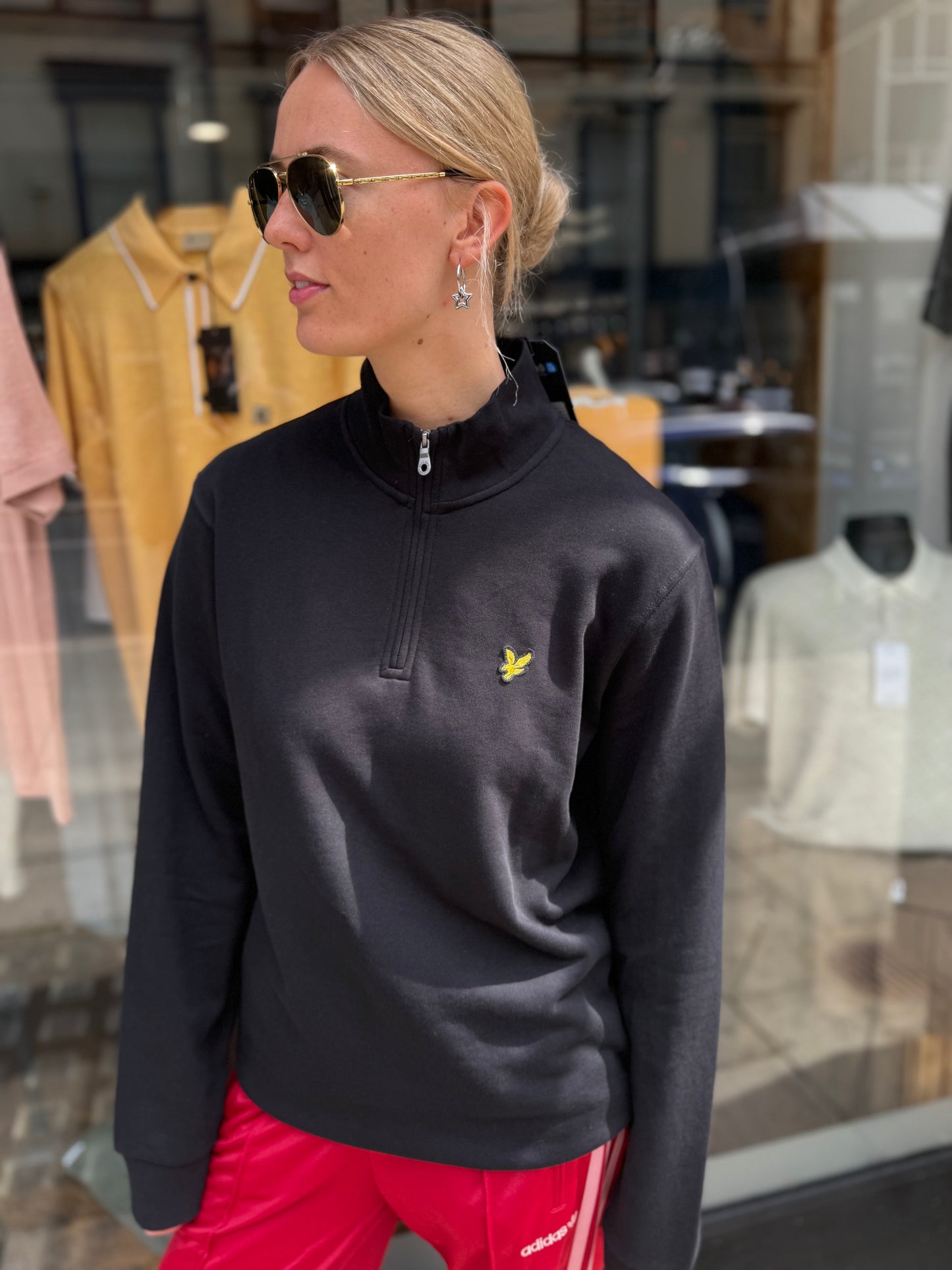 Lyle & Scott Loopback Quarter Zip Sweat Black - RD1 Clothing