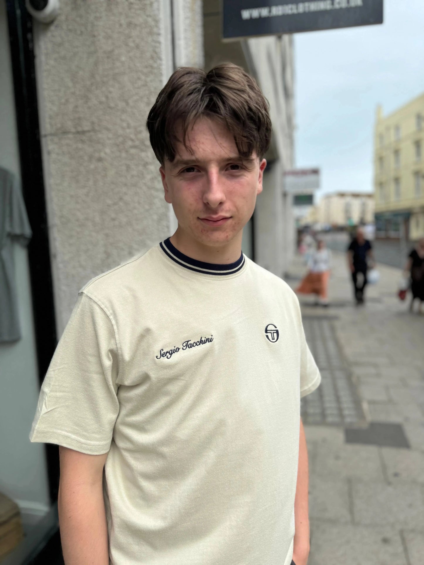 Sergio Tacchini Gobert T-Shirt In Pelican - RD1 Clothing