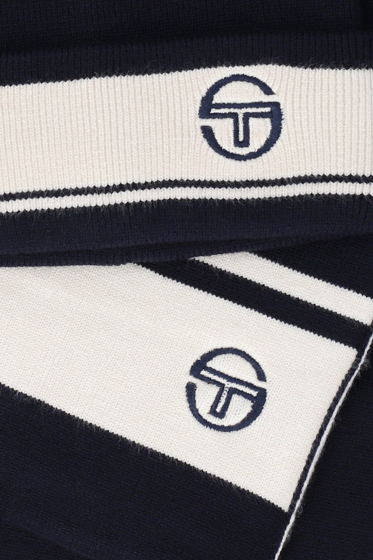 Sergio Tacchini Originale beanie and scarf box set in maritime blue and gardenia, stylish knit accessories for cold weather.