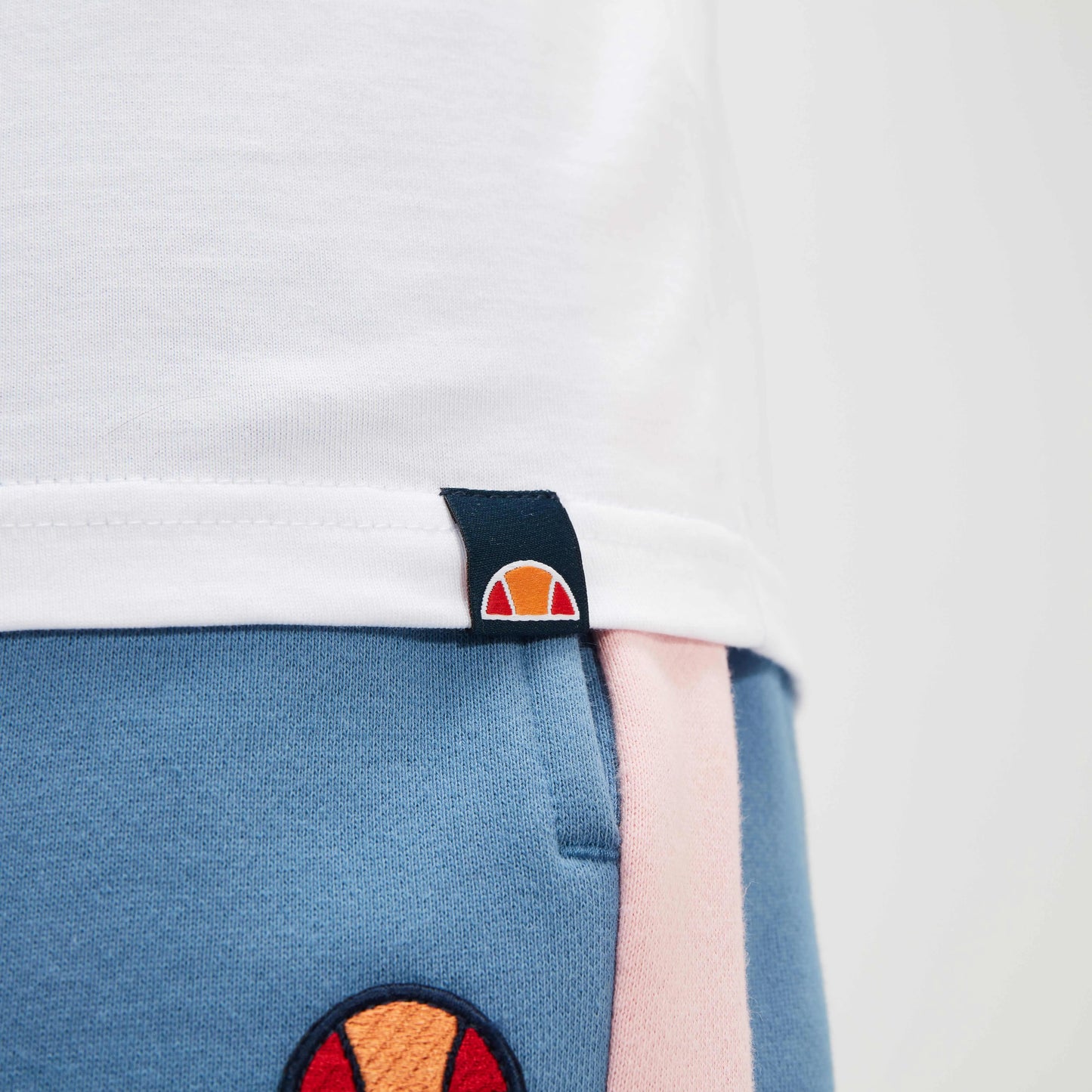 Ellesse Venire Tee In Optic White/Light Pink