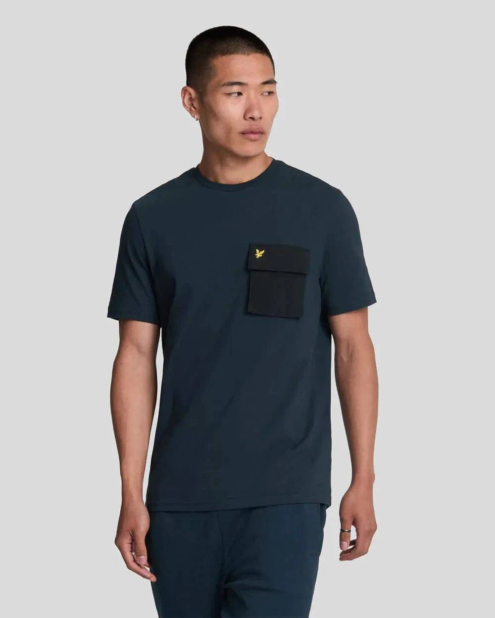 Lyle & Scott Woven Pocket T-Shirt In Dark Navy - RD1 Clothing