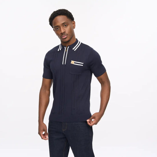 Gabicci Vintage navy knitted zip polo shirt, men's knitwear with collar and zipper detail, size XL, close-up of fabric and design.