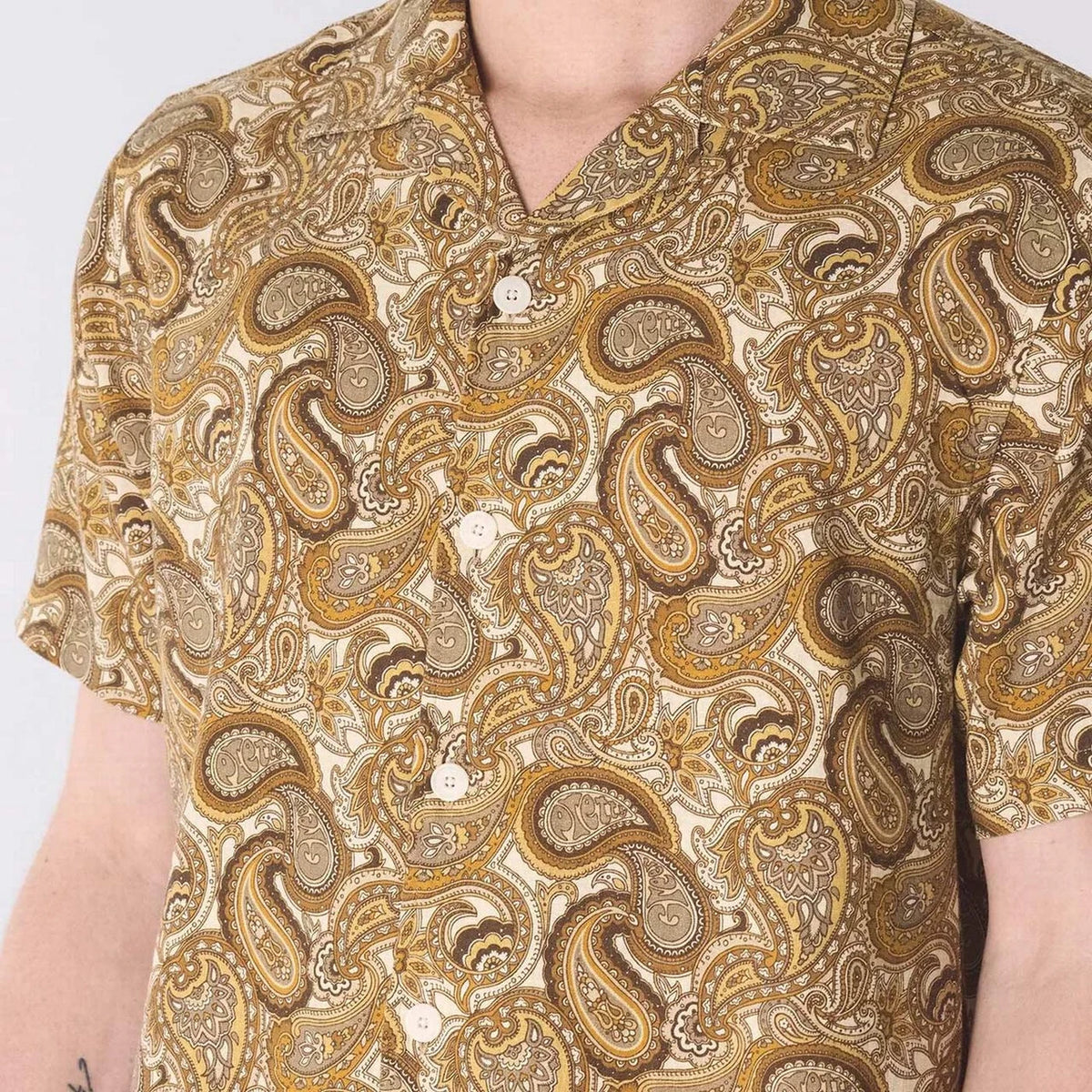 Pretty Green Hermosa Paisley shirt featuring a gold collar, retro 70s-inspired design with vibrant paisley pattern and classic fit.