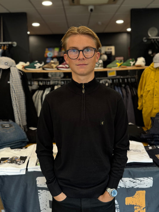 Gabicci Naxton Quarter Zip Jumper Black