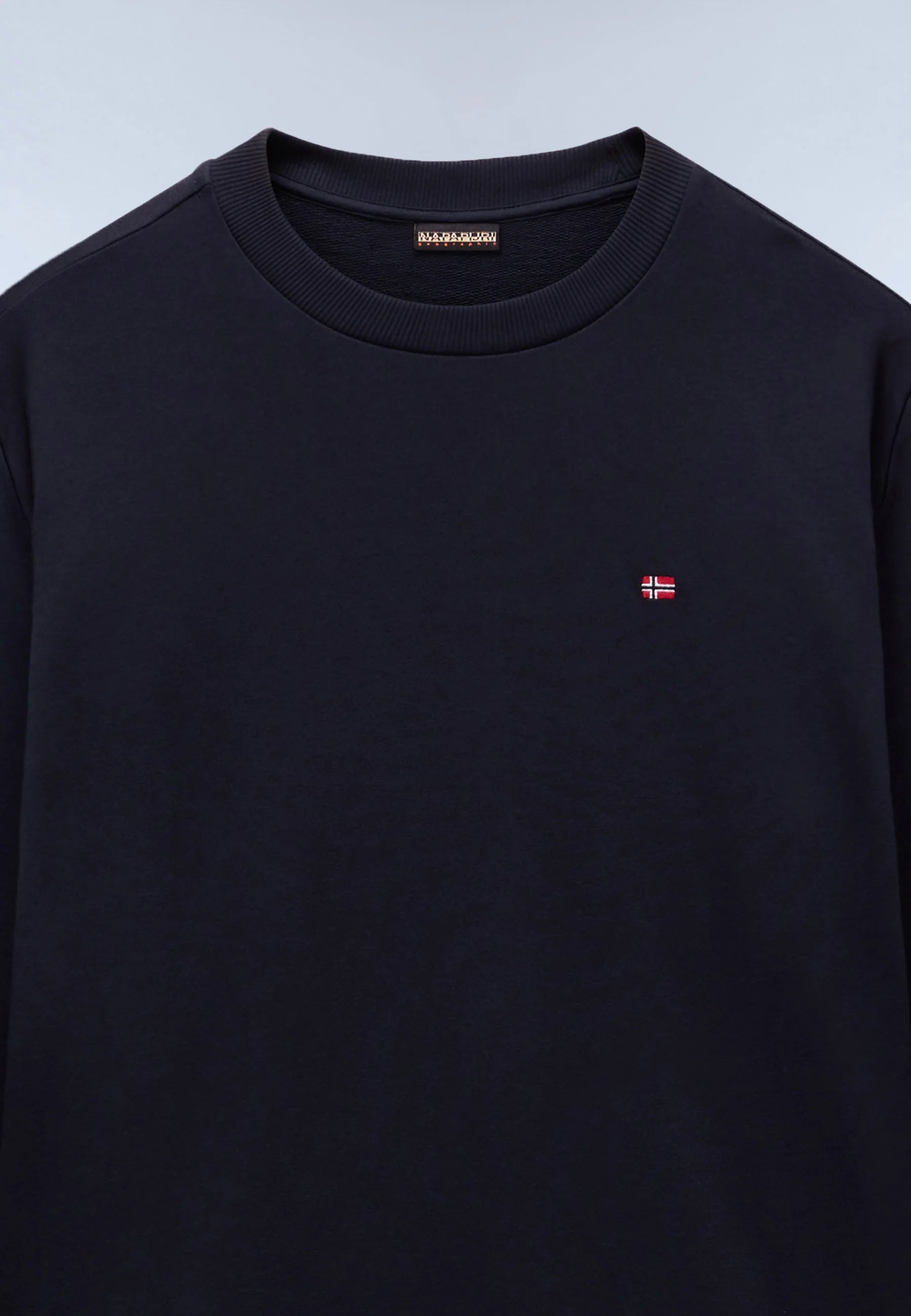 Napapijri Balis Crew Marine, men's casual sweatshirt in navy blue, featuring the brand logo on the chest.