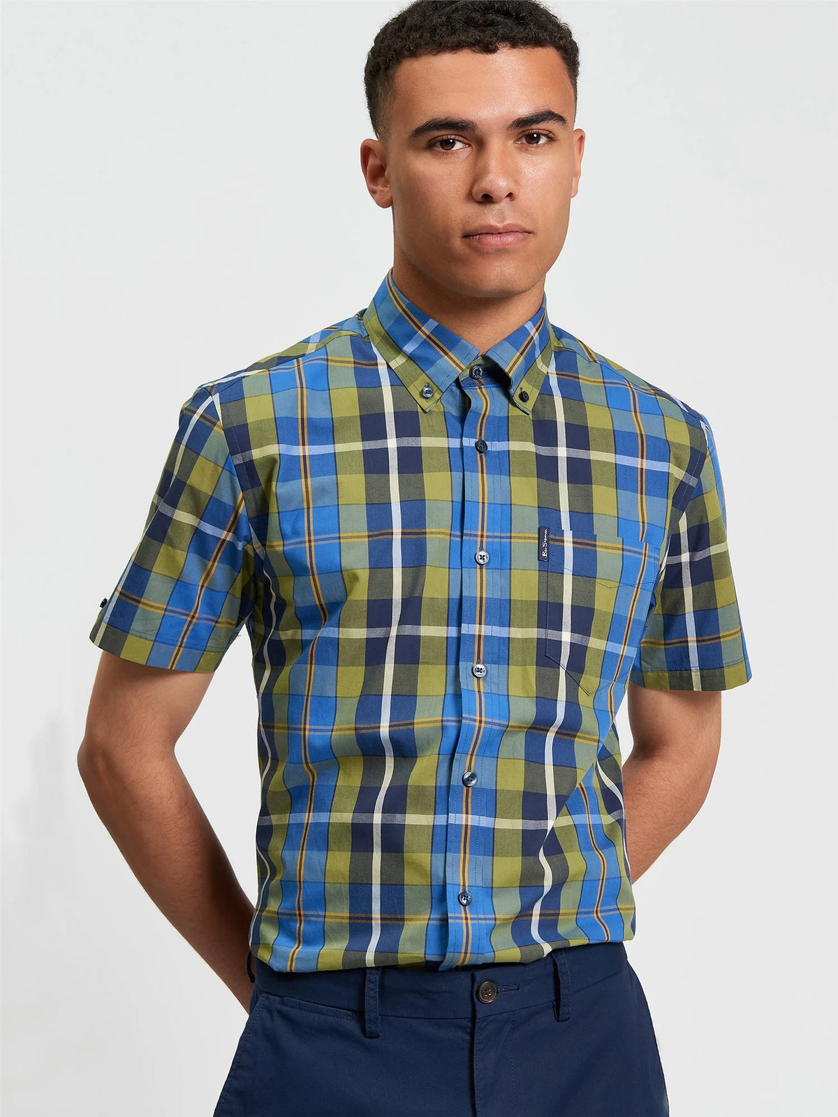 Ben Sherman classic short sleeve check shirt in green, casual men's shirt with a plaid pattern and button-up front.