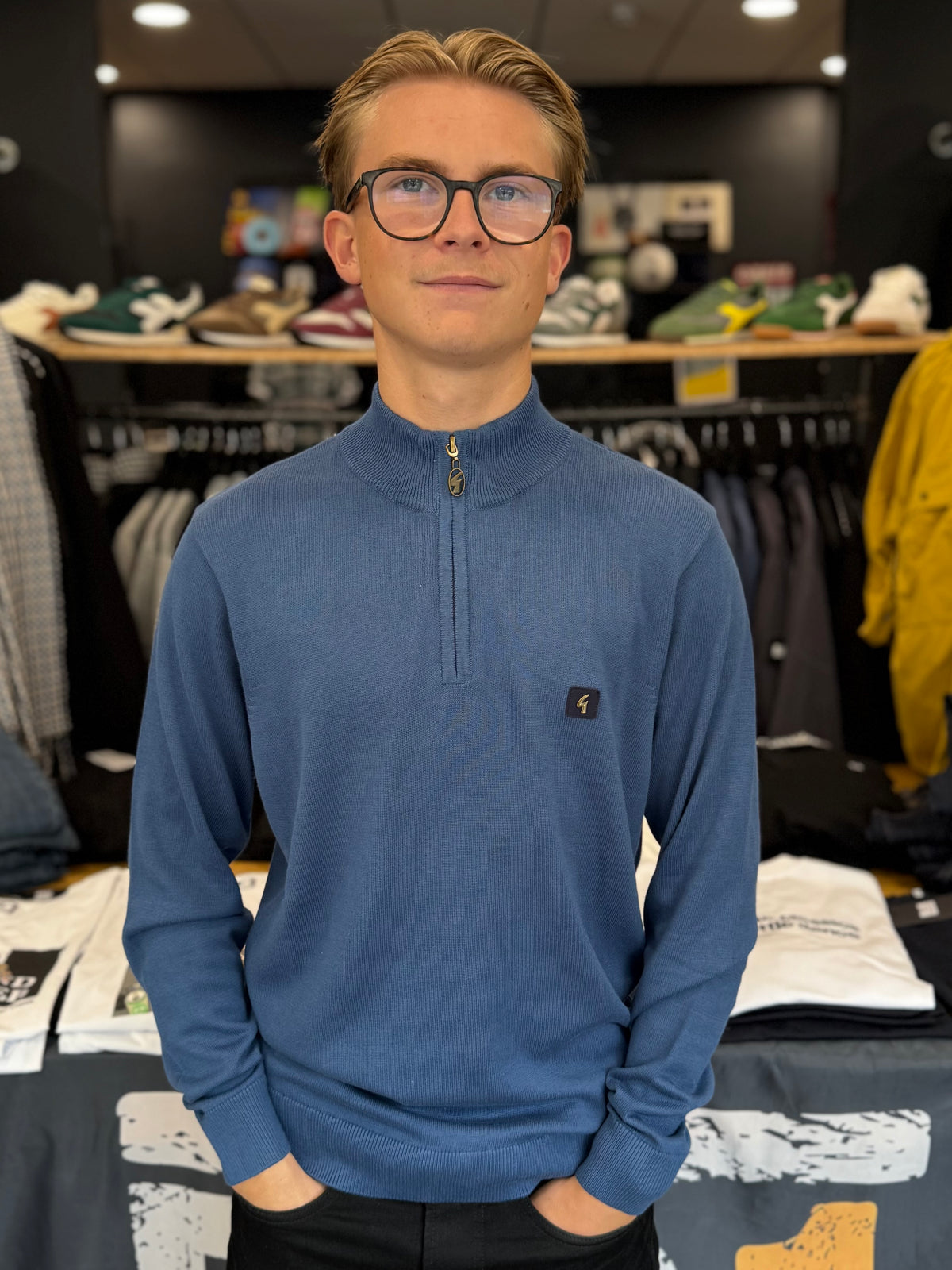 Gabicci Naxton Quarter Zip Jumper Airforce
