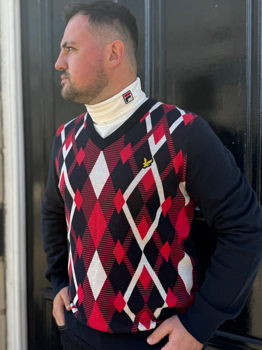 Lyle & Scott Cotton Argyle V Neck Jumper Dark Navy/Cherry Red