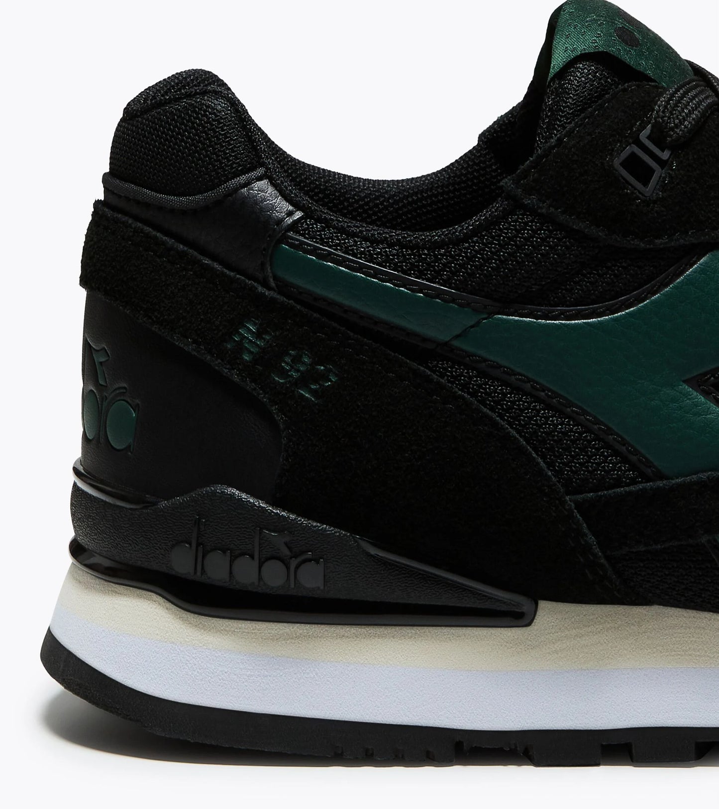 Diadora N.92 Advance Black/Pineneedle