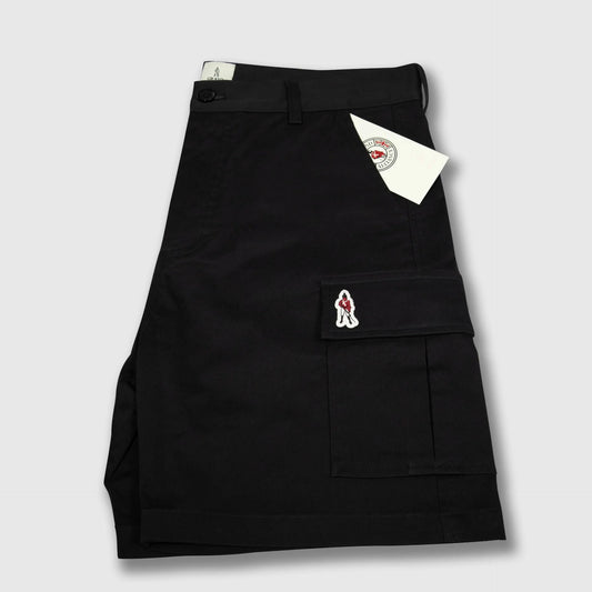 Grand Alliance Sharp Cuts Shorts In Black
