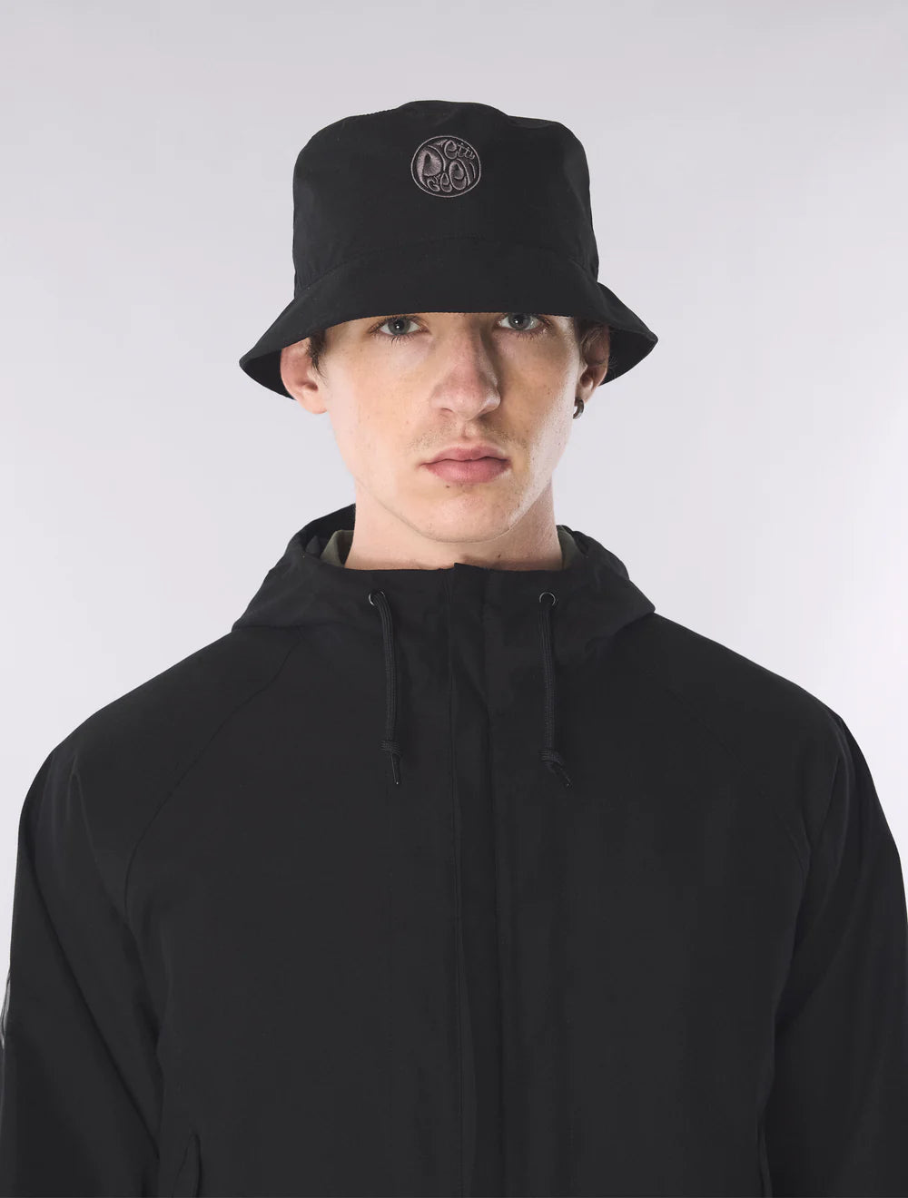 Pretty Green Resonance Water Reactive Bucket Hat Black