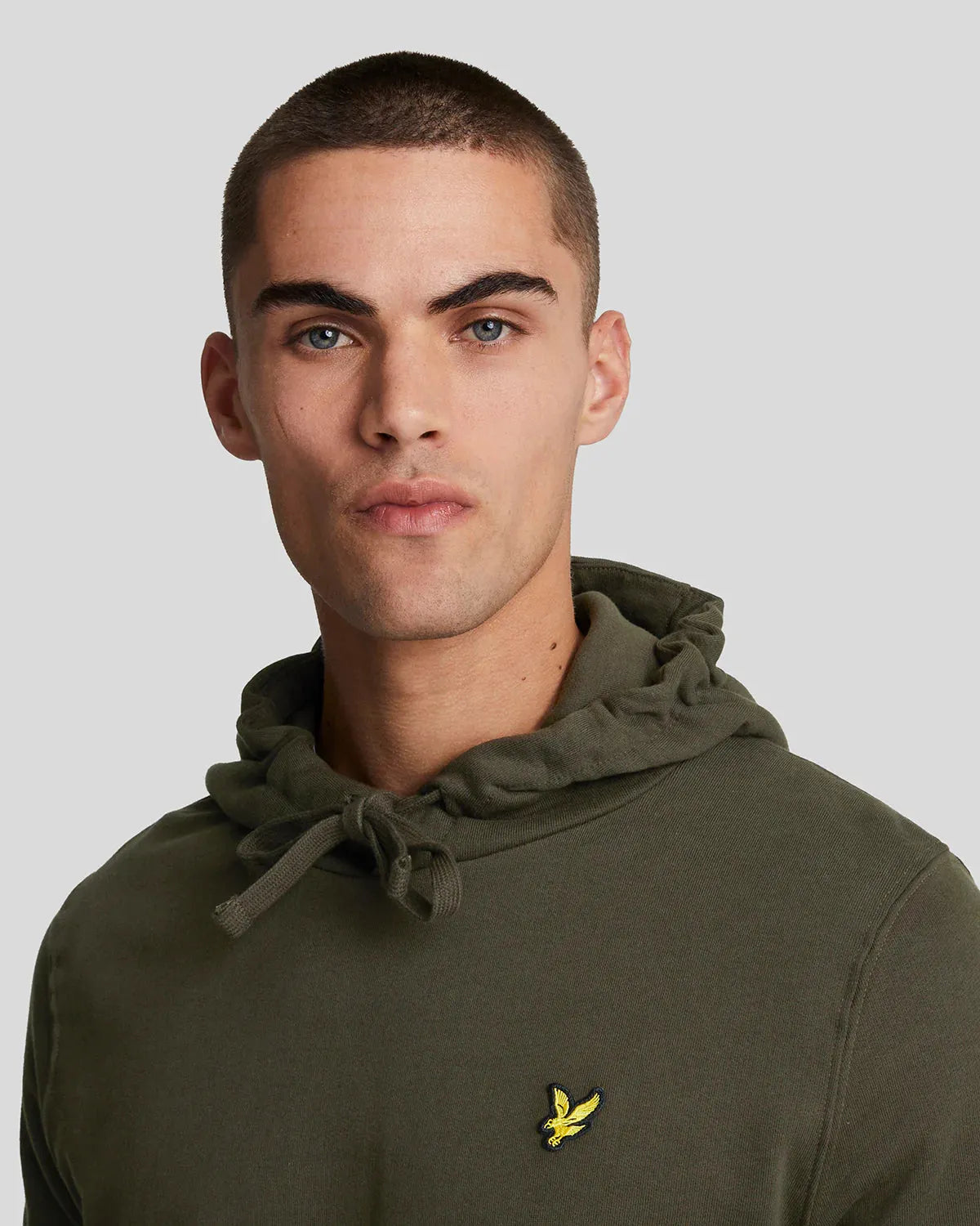 Lyle & Scott Pullover Hoodie In Olive