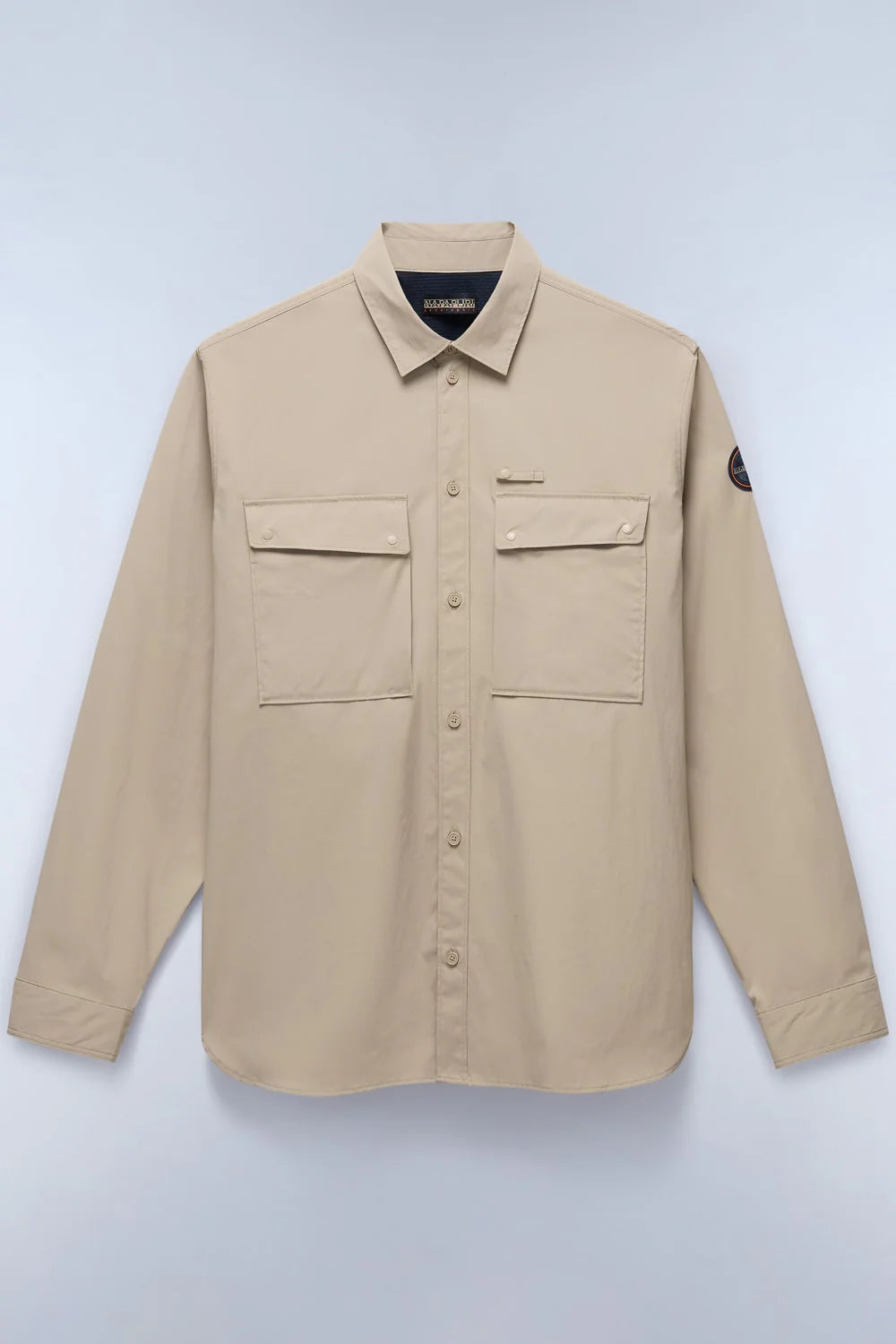 Napapijri G-Bosson beige overshirt, lightweight over shirt with button front and chest pockets, casual outdoor style.