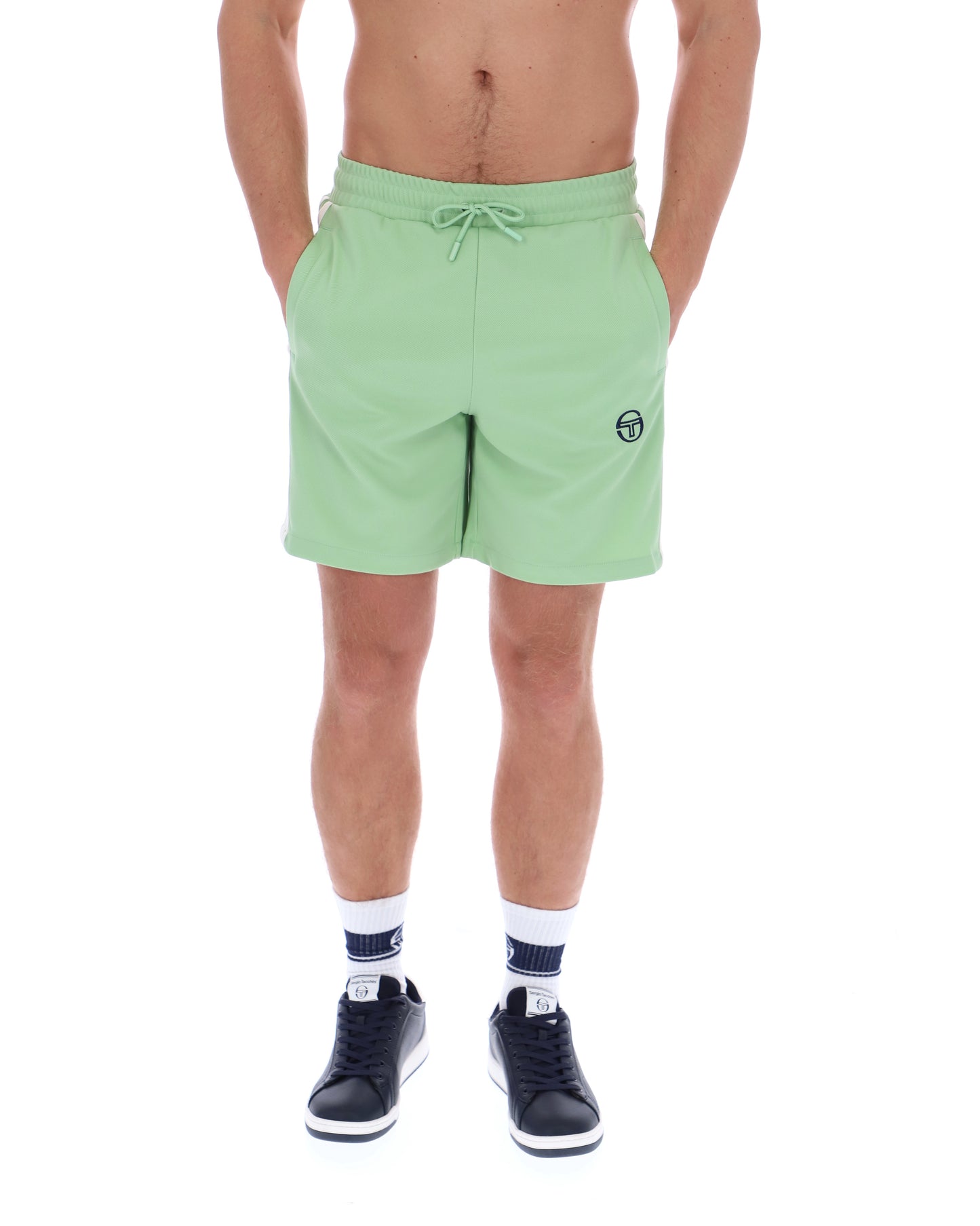 Sergio Tacchini Pietrapertosa green jogger sweat shorts with elastic waistband and side pockets, casual athletic style.