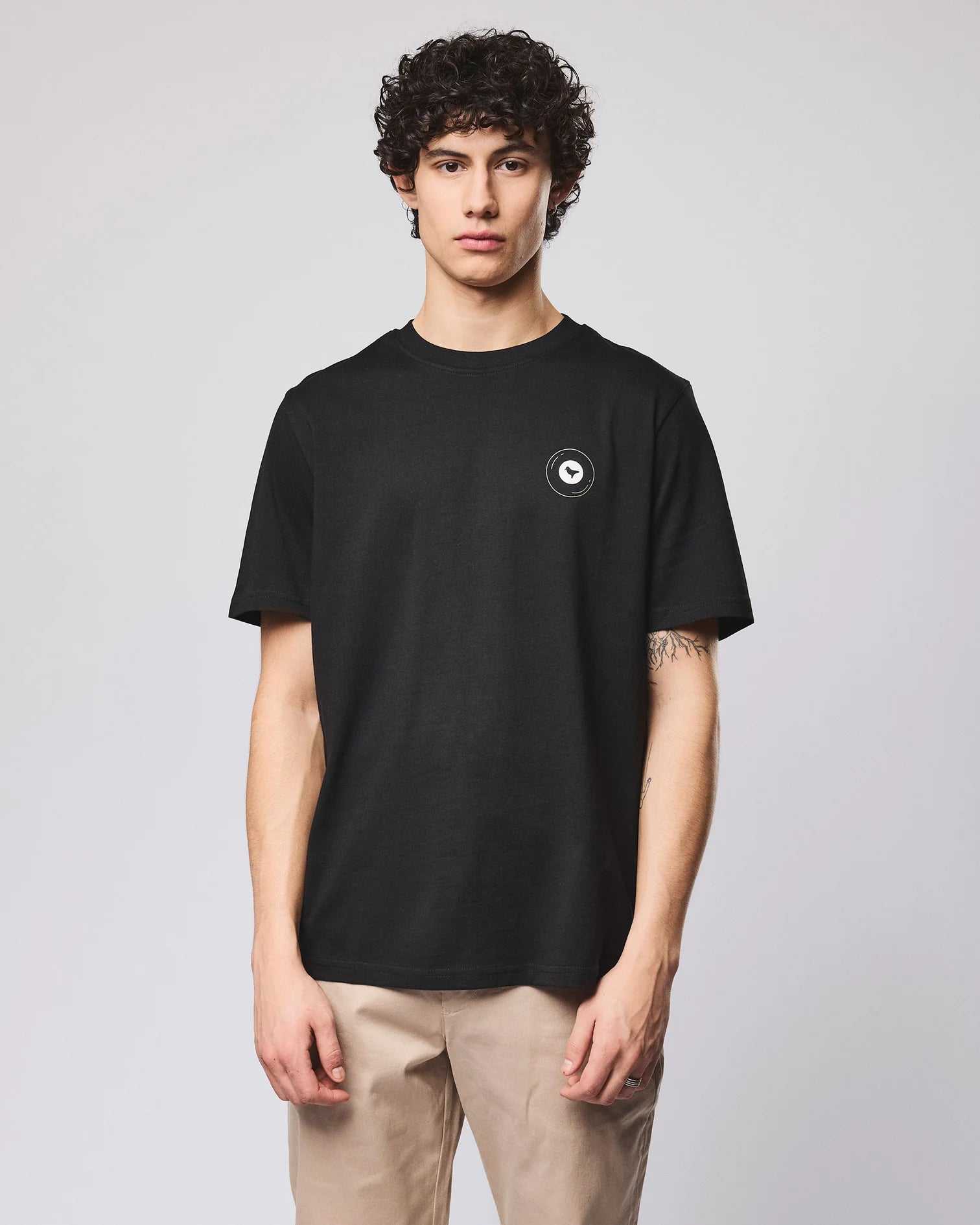Weekend Offender 8 Ball Graphic T-Shirt Black - RD1 Clothing