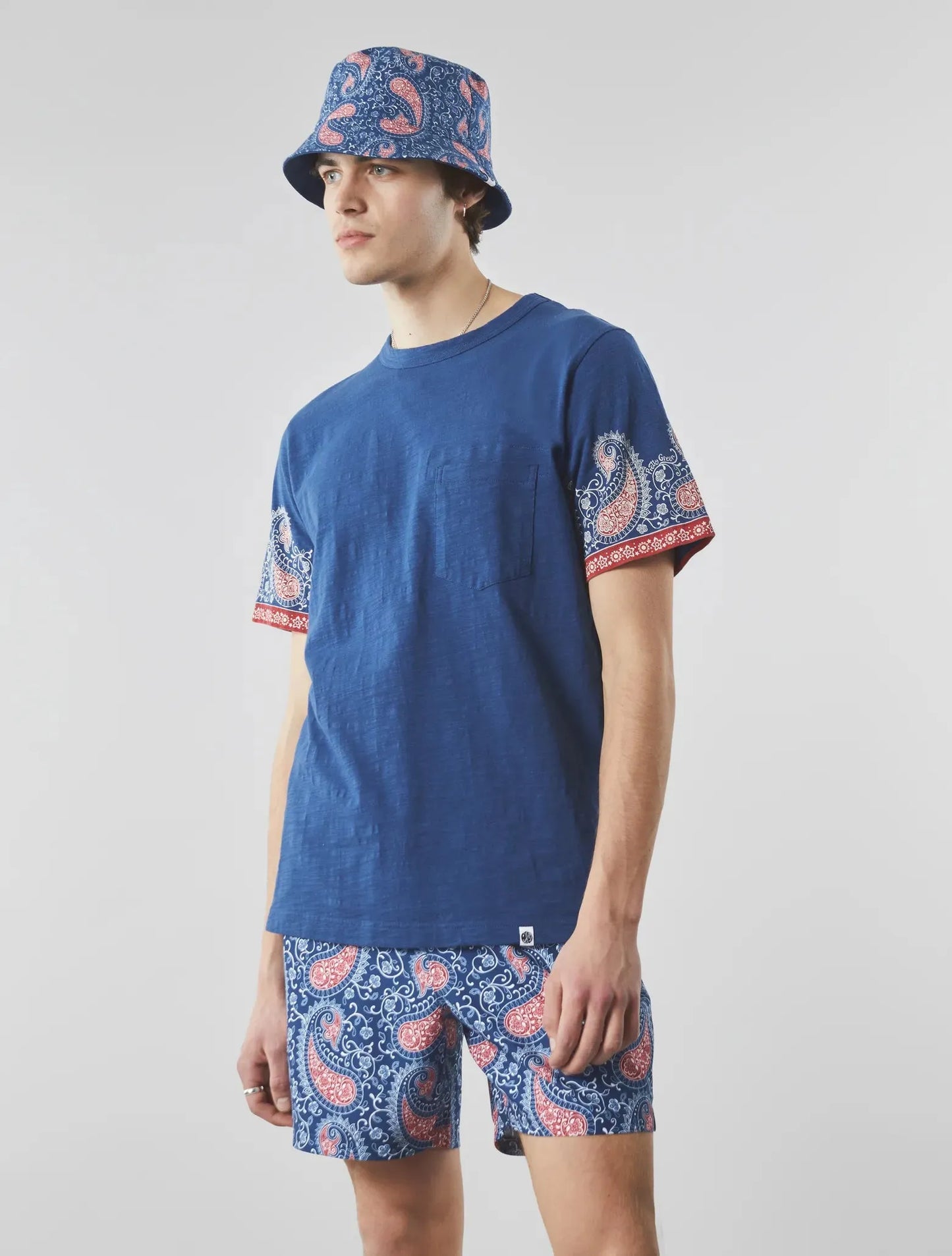 Pretty Green Laguna Paisley Sleeve T-Shirt In Navy