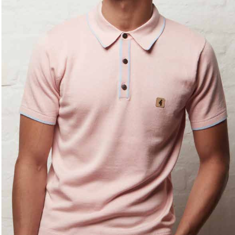 Gabicci Vintage Gabbici Vintage Lineker tipped knitted polo in candy color, showcasing detailed knitwear design and classic style.