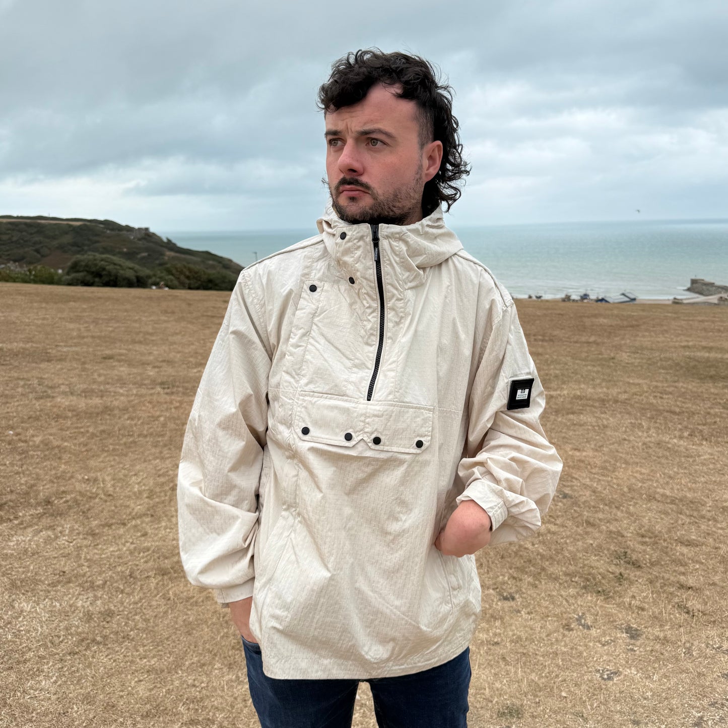 Weekend Offender Montreux Overhead Jacket Calcium