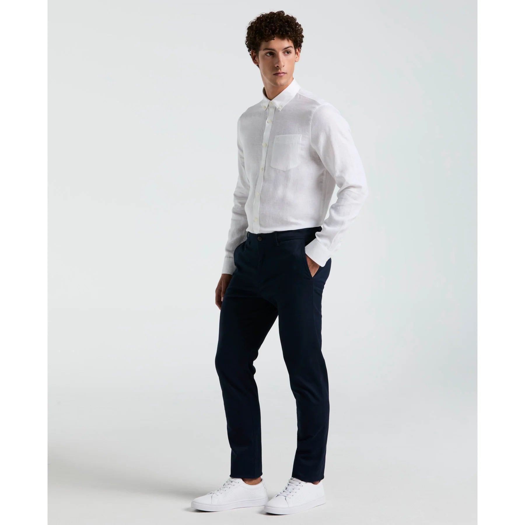Original Penguin slim fit chinos in dark sapphire, casual trousers with a modern fit and clean design, front view.