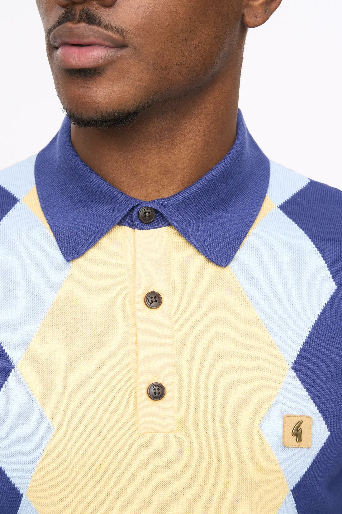 Blue Gabicci Vintage Bond knitted polo shirt, XL size, showcasing classic knitwear design and textured fabric.