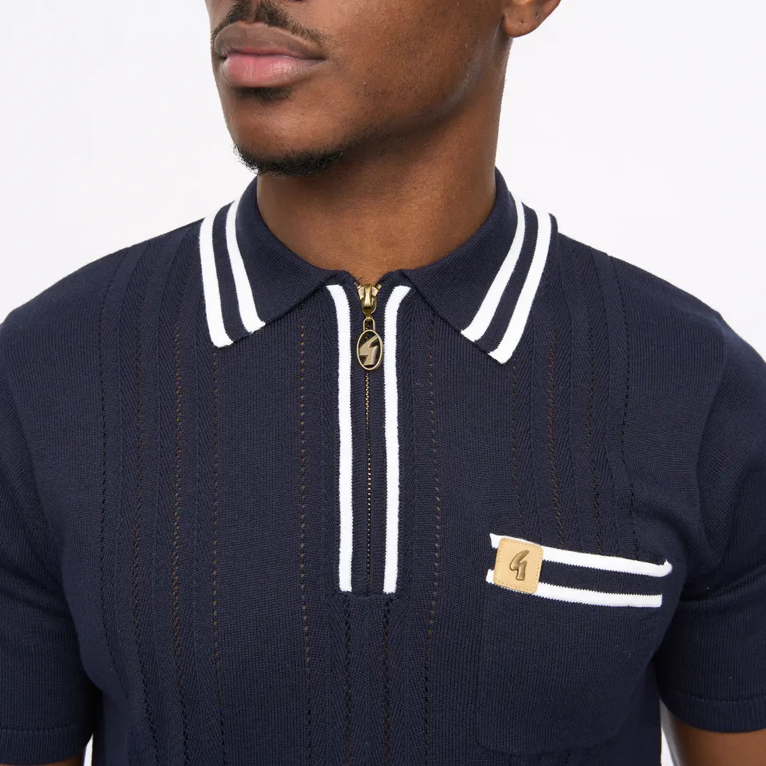 Gabicci Vintage navy knitted zip polo shirt, men's knitwear with a stand collar and zipper detail, shown in an XL size.