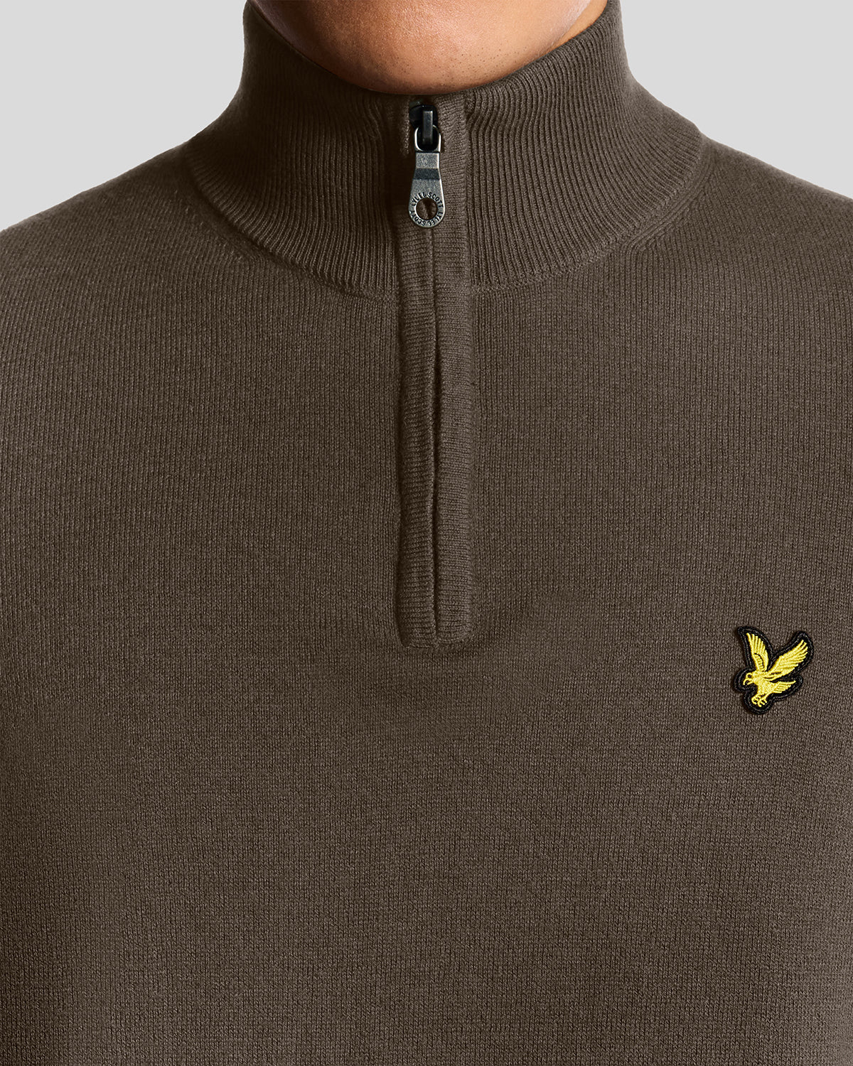 Lyle & Scott Cotton Merino 1/4 Zip Jumper Espresso | Men's Knitwear