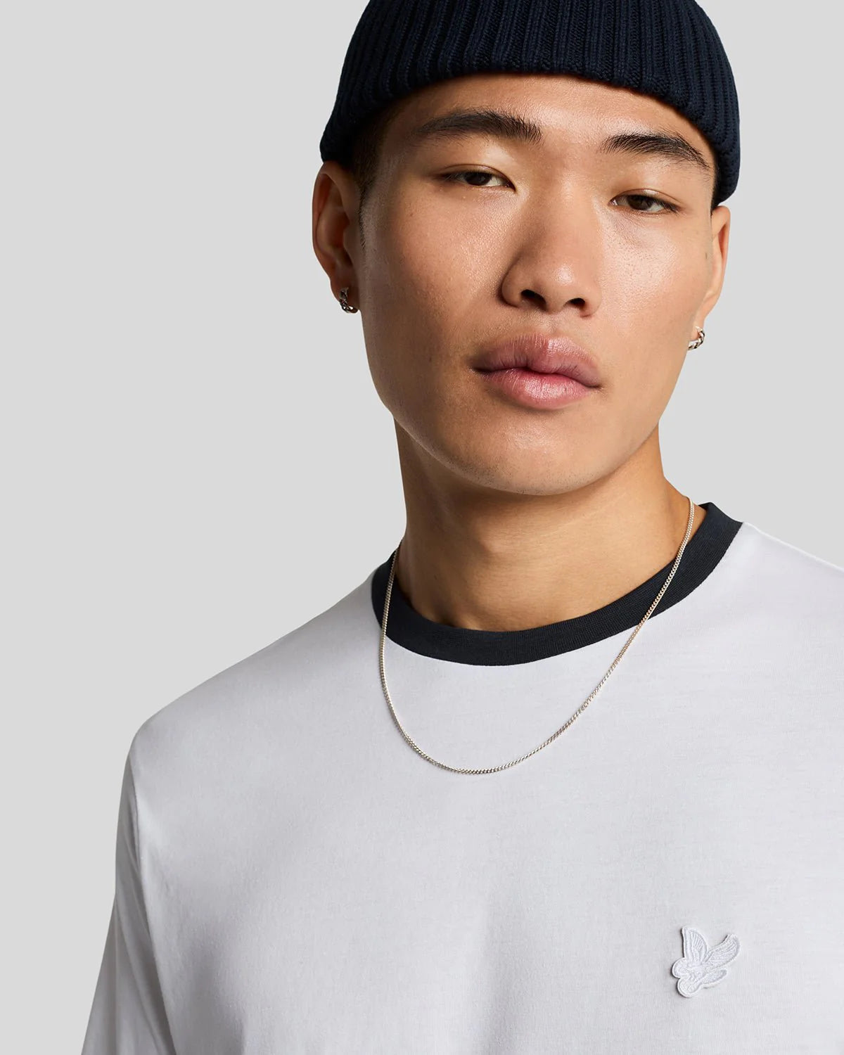 Lyle & Scott men's contrast T-shirt in white and navy with crew neck and short sleeves, made from superfine cotton.