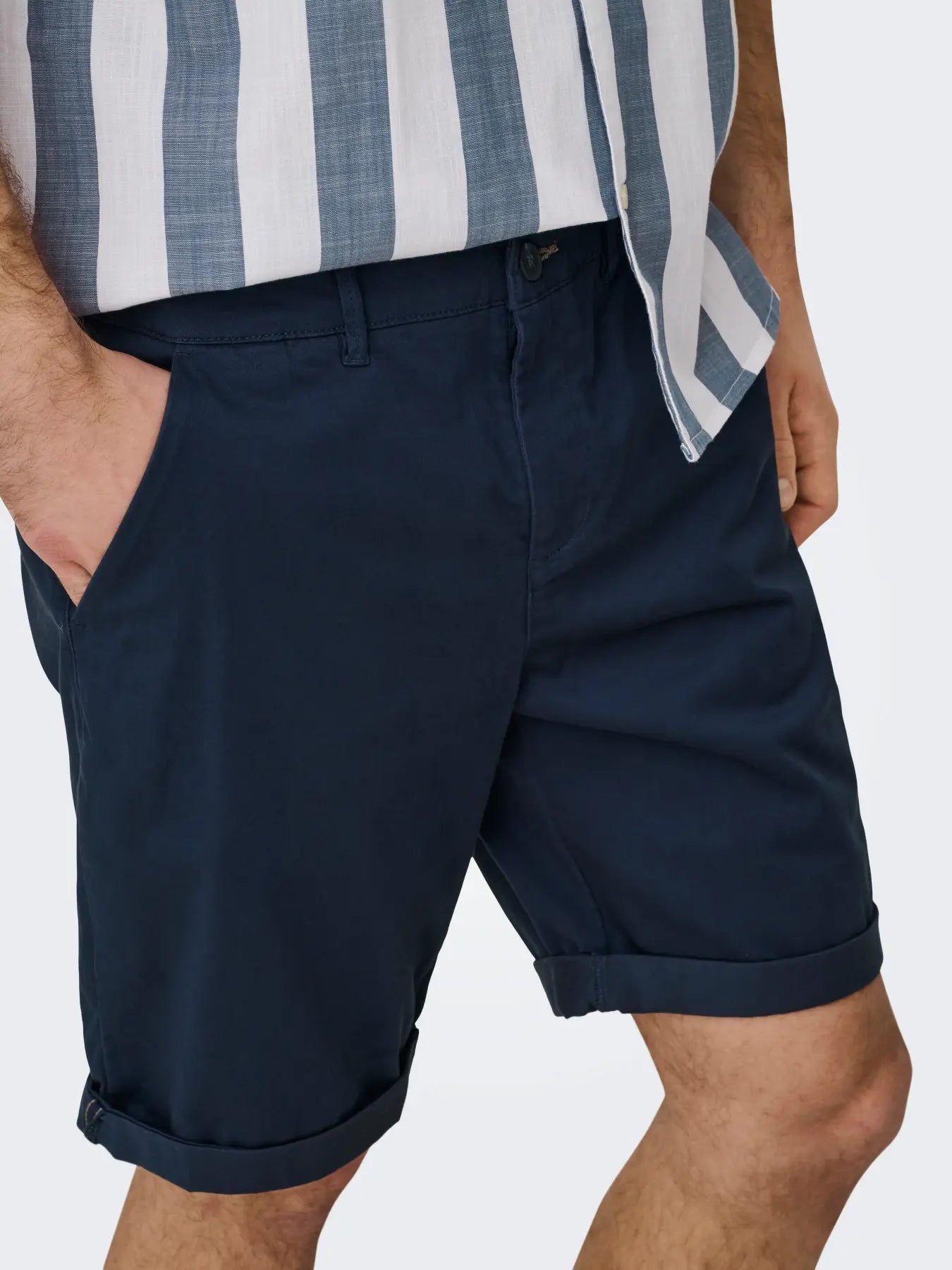 Navy Only & Sons Onssaul chino shorts displayed on a model, featuring a casual fit and classic design for men's summer wear.